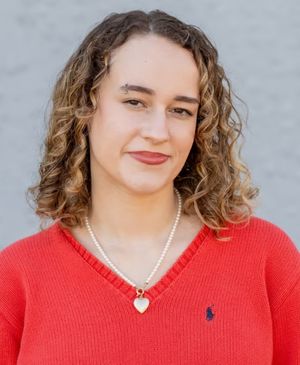 Becca Crisman (she/her)