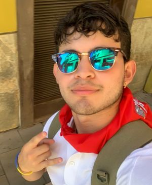 Esteban Vargas (He/Him), Alumni Ambassador