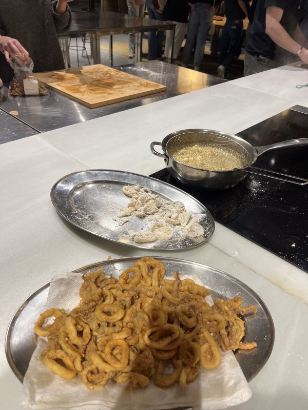 Tapas cooking class with fried calamari