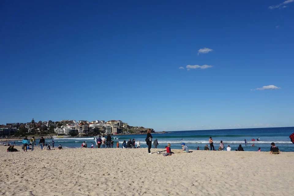 Cara_Pizzorusso_Sydney_Blog_2_Bondi_Beach
