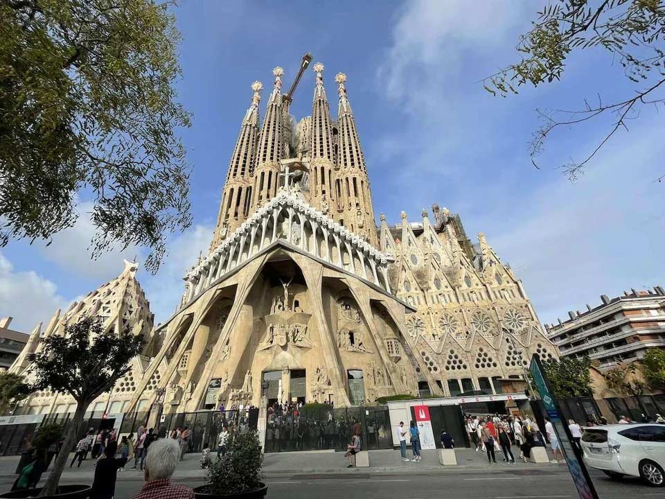 Back view of La Sagrada Familia