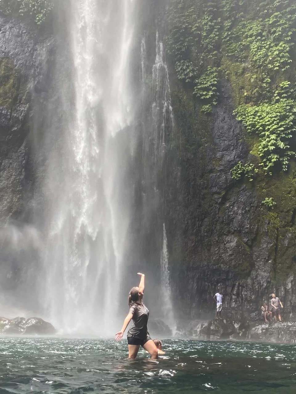 fall-2022_sydney_rachel-shaw_waterfall-fiji