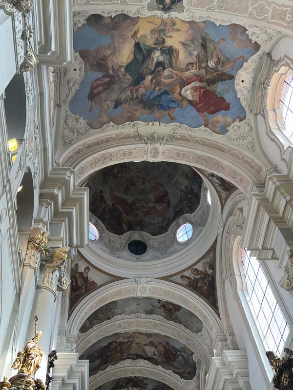 Photo of a painting on the church dome ceiling.