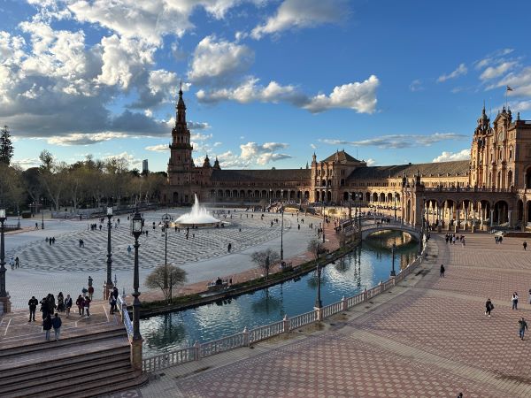 Photo of the the Plaza de Espana in Seville