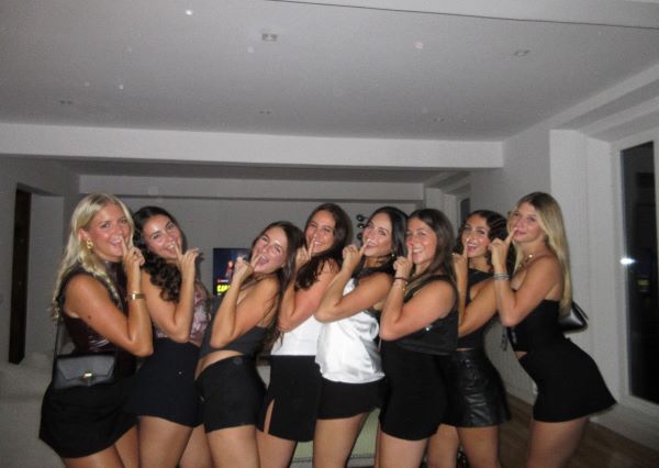 Group of study abroad students posing for photo