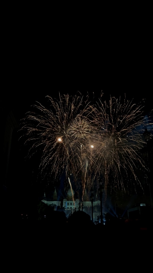 Finale of fireworks at the Plaça Espanya during La Merce 2024