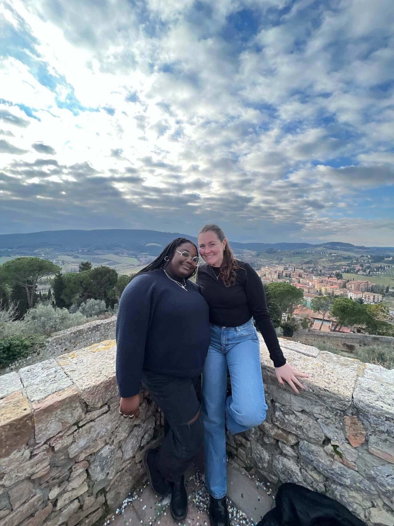 spring-2023_florence_jj-koumaglo_my-friend-and-i-in-san-gimignano