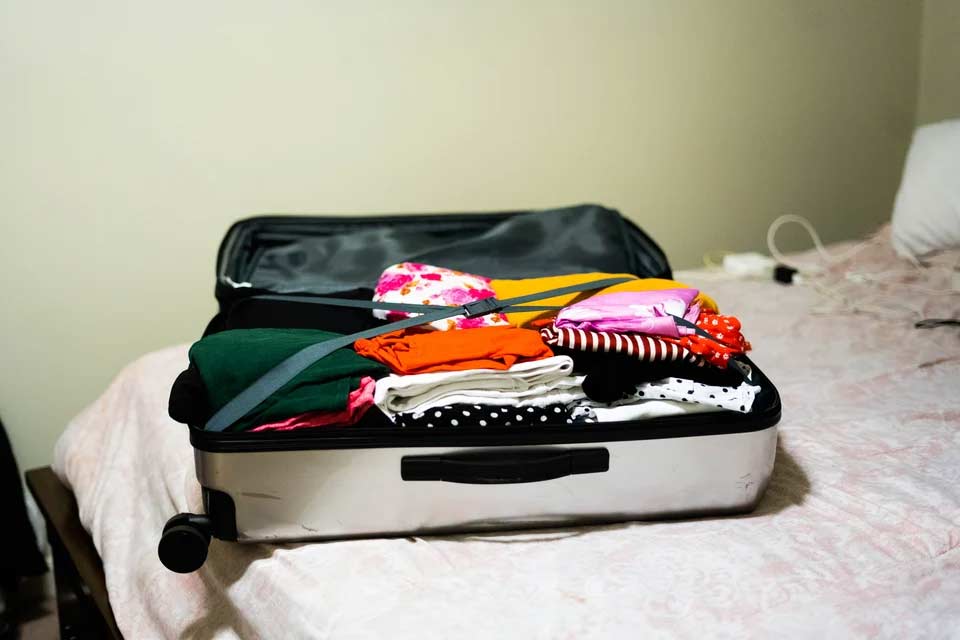 StudyAbroad_Fall_2021_London_Julia_Mouketo_Packed_Suitcase_for_Study_Abroad