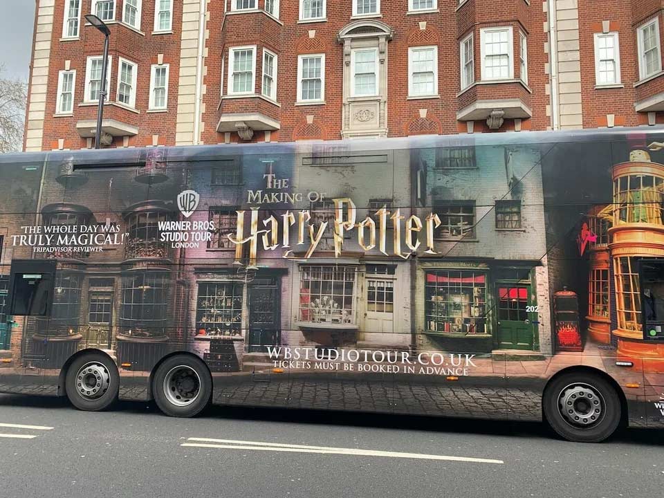 StudyAbroad_Spring2022_London_Van_Le_A_Harry_Potter_themed_bus
