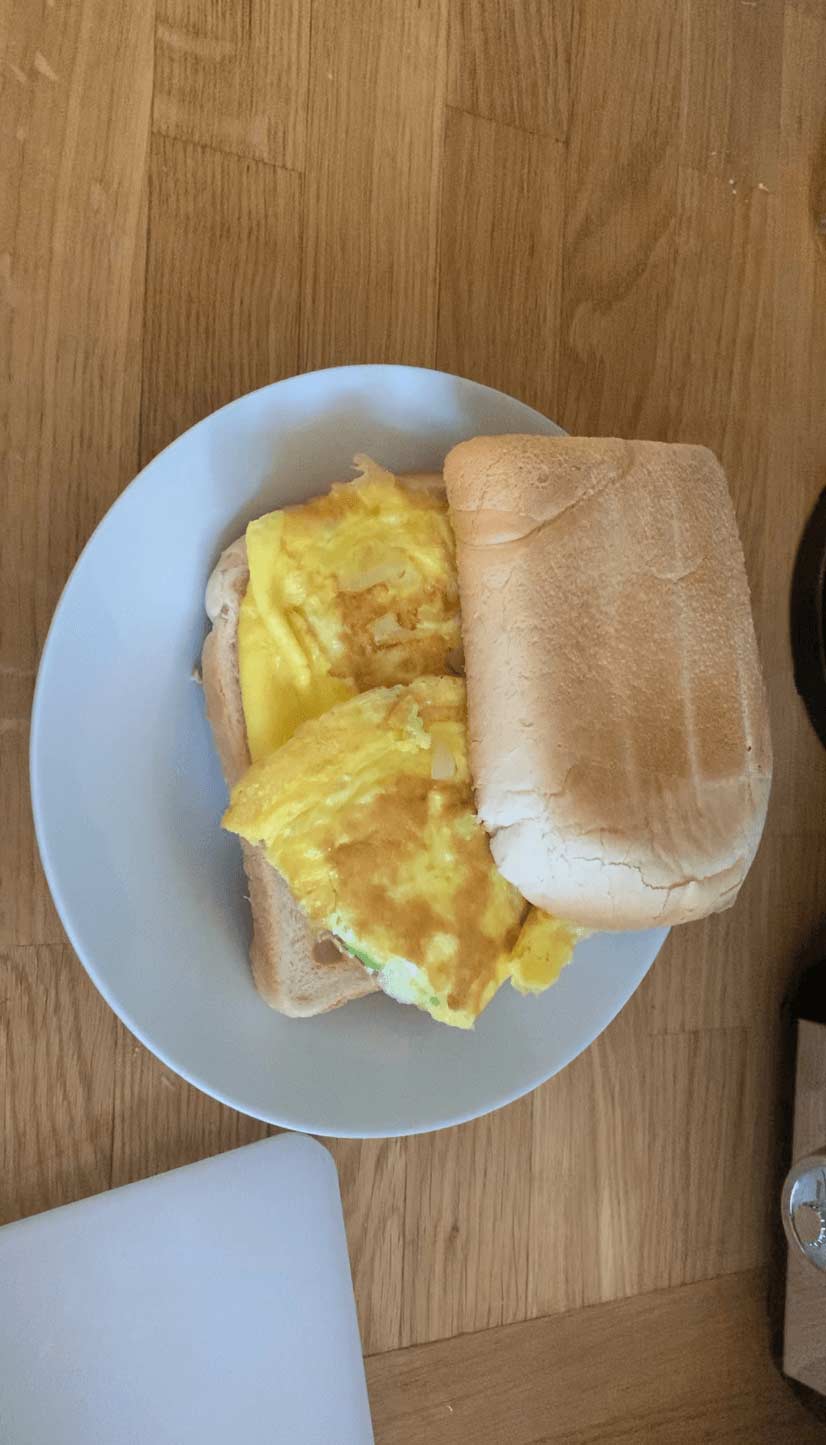 Image of an egg sandwich - My quick and easy breakfast