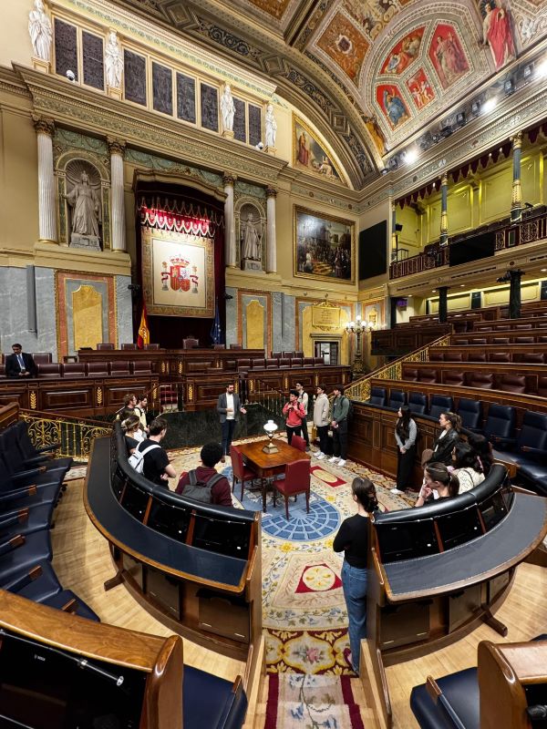 Congreso de los Diputados: A Study Abroad Field Trip to the Spanish Parliament