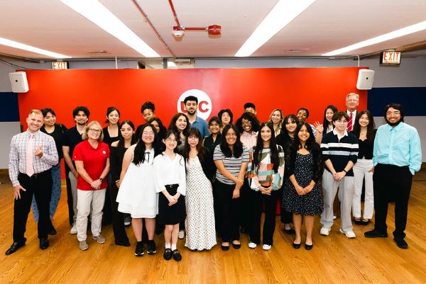 CEA CAPA’s Partnership with UIC Navigator Scholars Program Expands First-Gen Study Abroad Participation