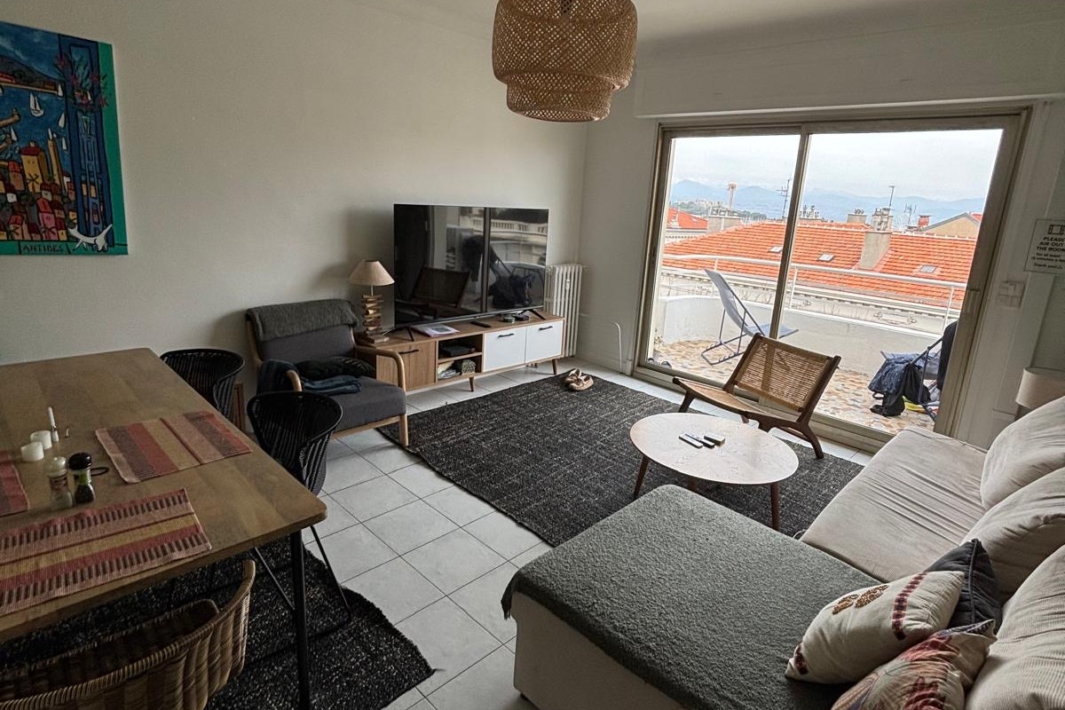 Apartment Shared Room