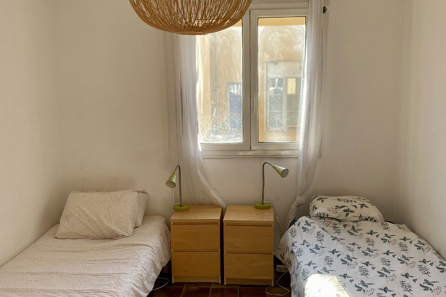 Apartment - Shared Room