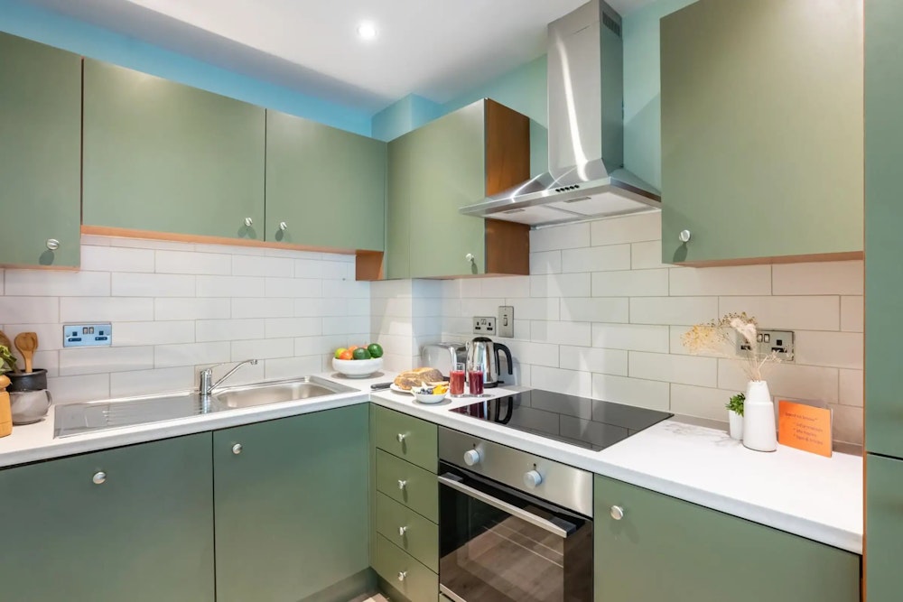 Apartment - Shared Room