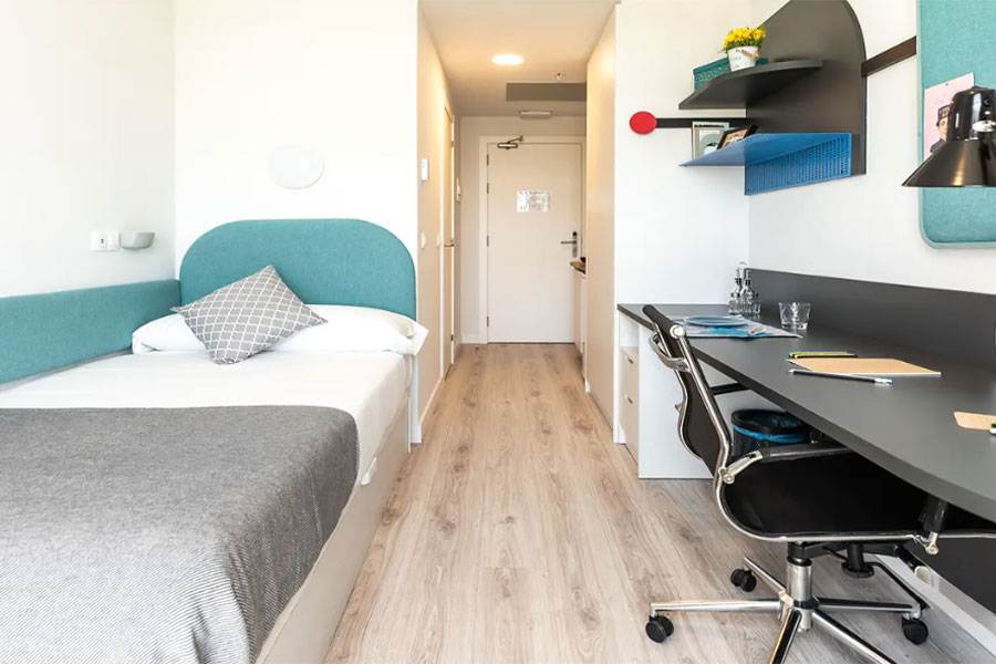 Residence - Private En-suite with A/C