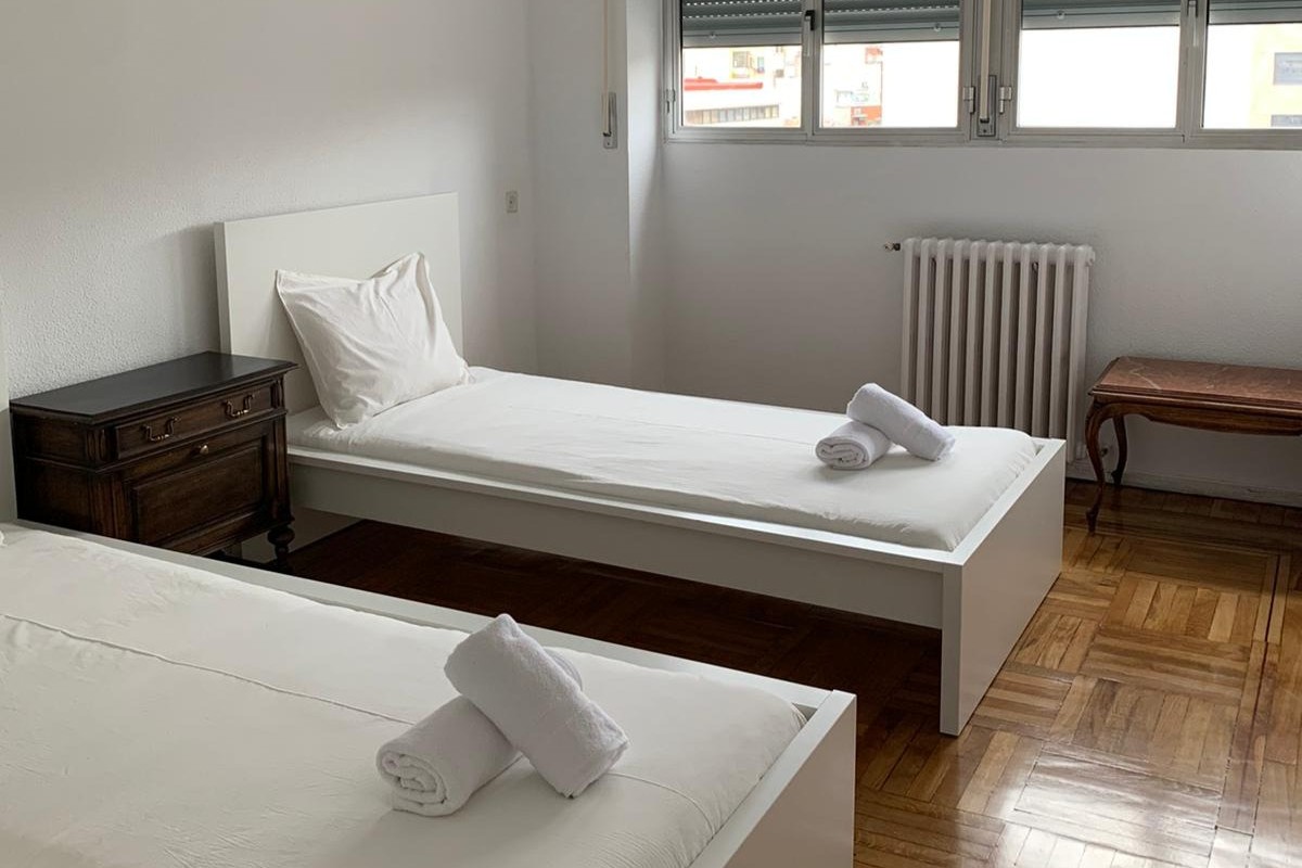 Apartment - Shared Room