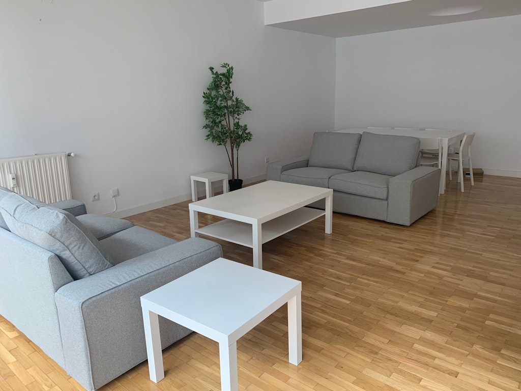Apartment - Shared Room