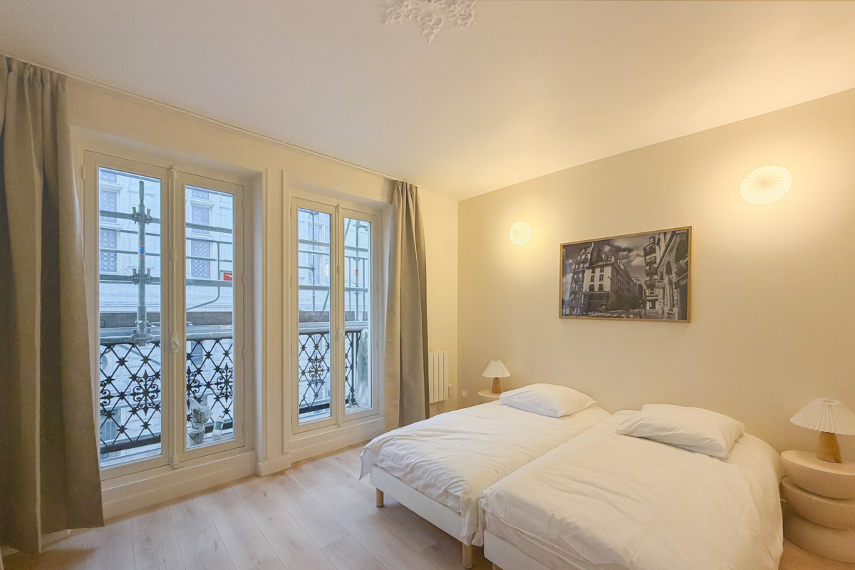 The Paris Signature - Heart of the City