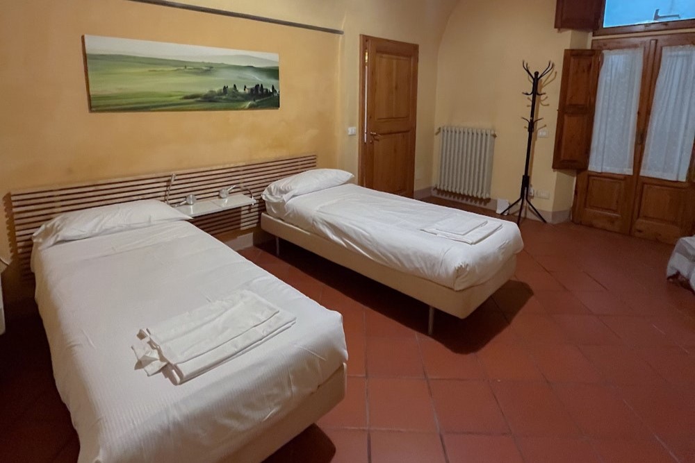 Apartment - Shared Room