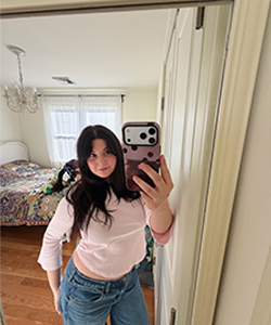Alexandra Phelps, Content Creator - Photographer