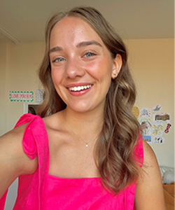 Celia Wolak, Content Creator - Blogger