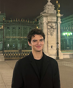 Giovanni Paul, Sustainability Content Creator - Photographer
