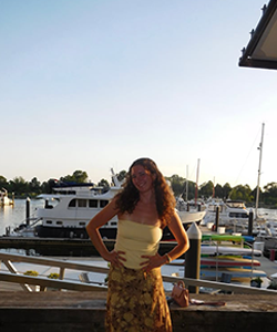 Samantha Orradre, Content Creator - Blogger
